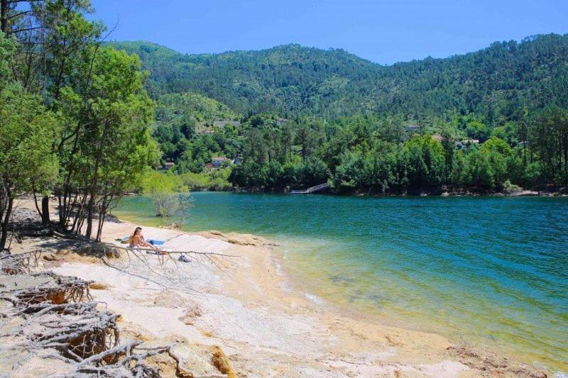 Waterfalls Geres Al Екстер'єр фото