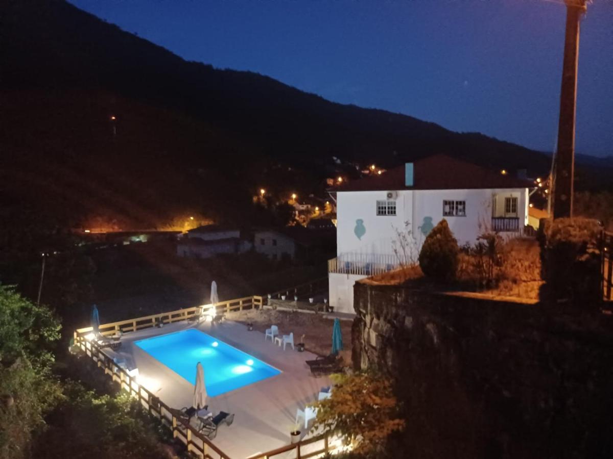 Waterfalls Geres Al Екстер'єр фото