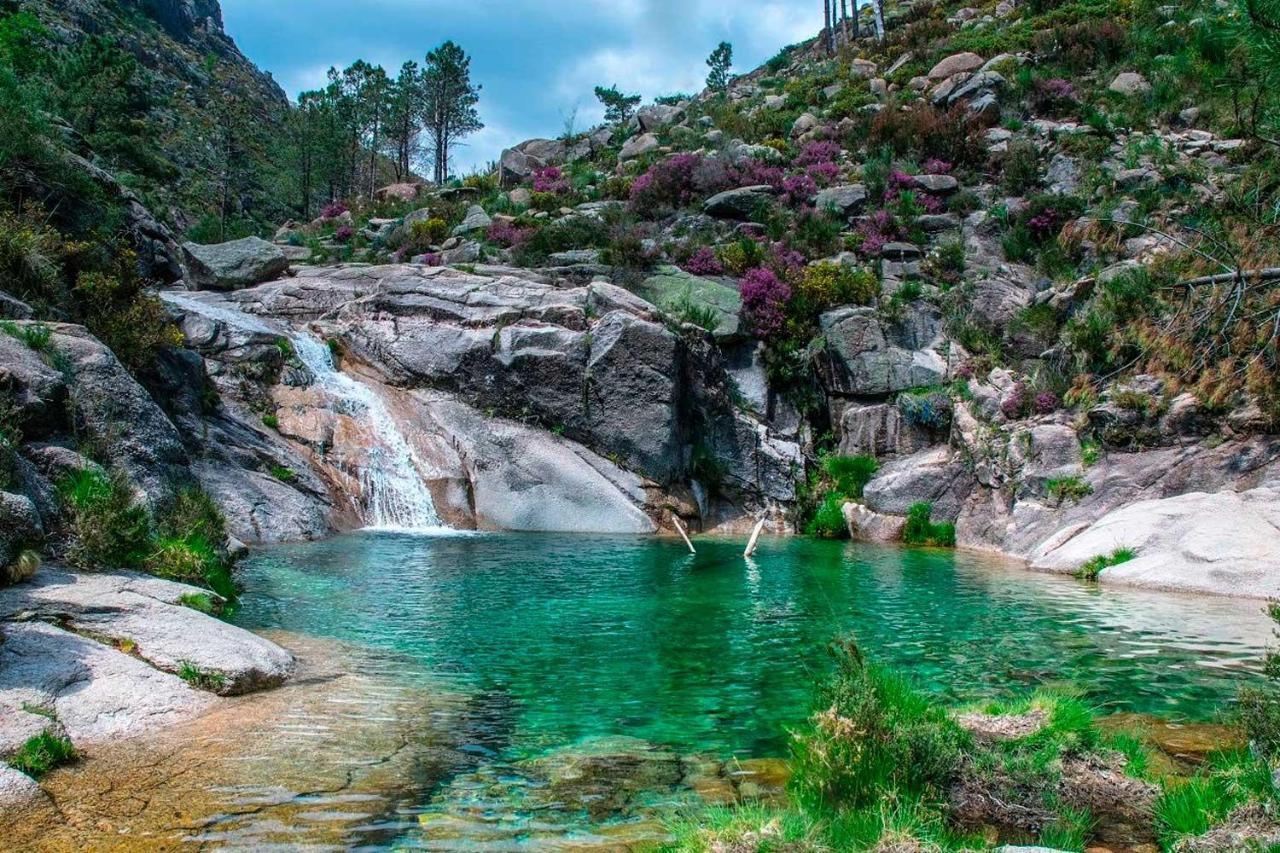 Waterfalls Geres Al Екстер'єр фото